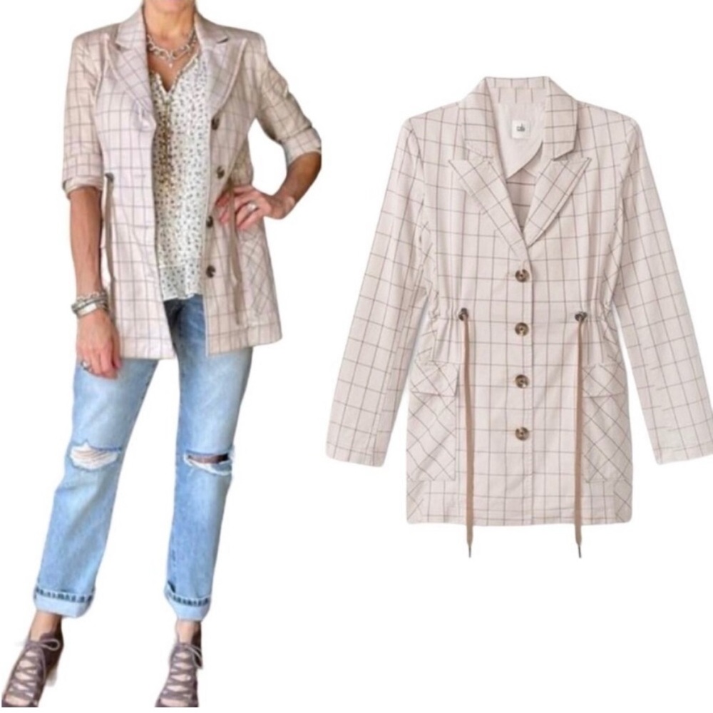 CAbi Womenโs Window Pane Tan Beige Mid Length Cinch Waist Womanโs Trench Coat M